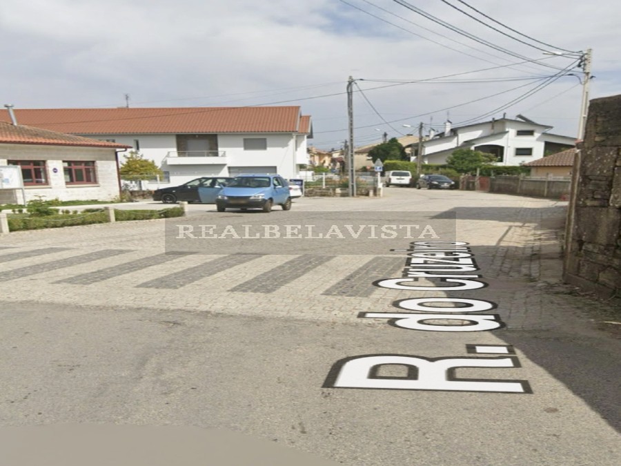 Terreno Urbano – 600 m² – Andrães, Vila Real